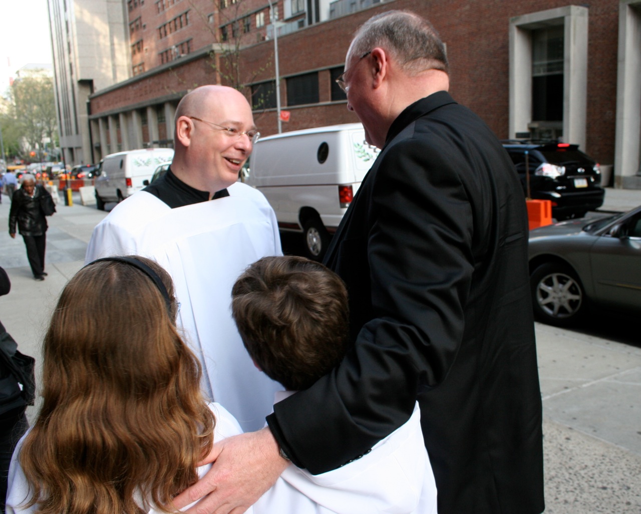 Crowd Turns Out For St Gianna Mass Communio